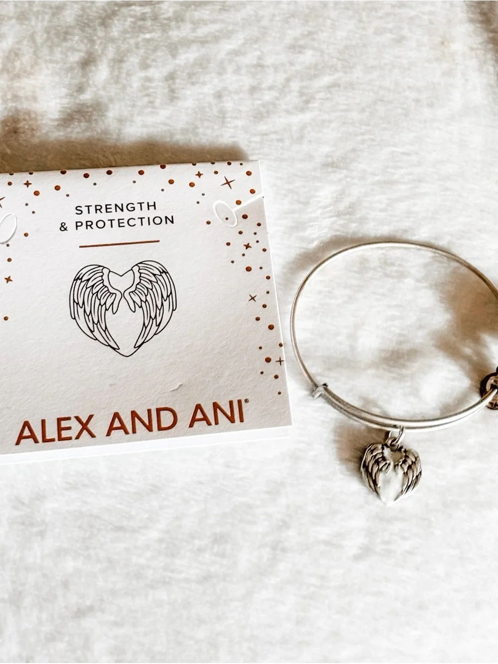 NWT! Guardian Of The Heart Pearl Charm Bangle Bracelet - Silver